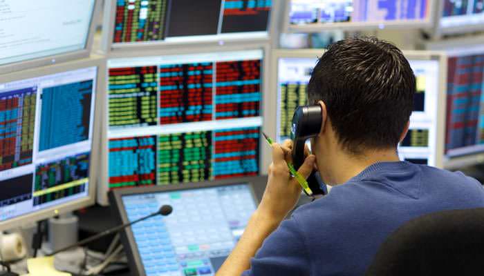 Annual Report Photographer Trader in London - Winterbourne Securities