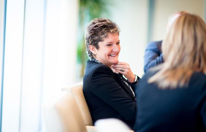 meeting-photograph-pr