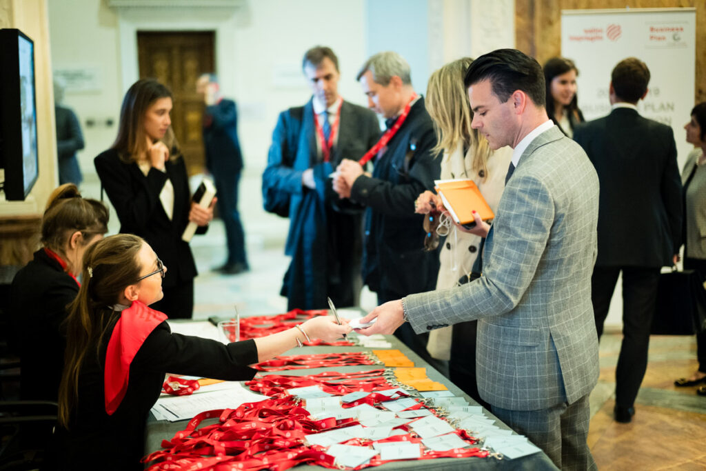 Conference photographer at the Royal Society in London - guests arriving