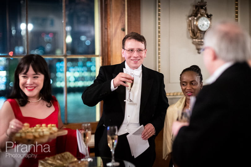 Photography of evening event at Fishmongers' Hall in London 15 Evening event photography at Fishmongers' Hall in London - guests