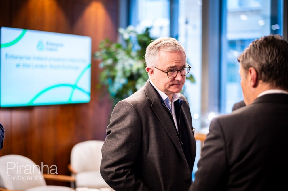Corporate photographer - London Stock Exchange - Photograph of guests in conversation