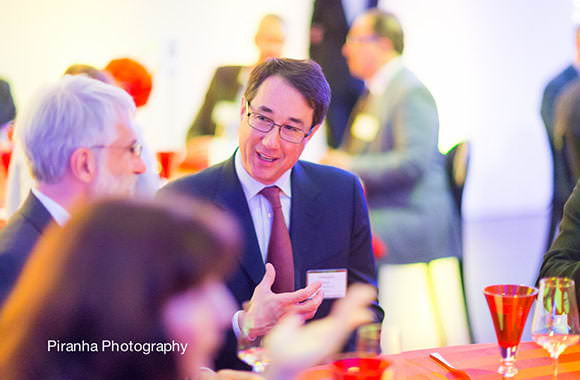 Corporate Photographer London - discussion photograph